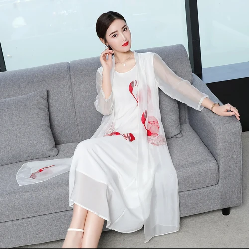 

2019 New Spring And Summer European American Graceful Fairy Embroidered Women Long Dress Silk Simple Round Collar Loose Dresses