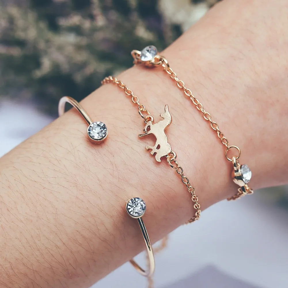 

2019 New fashion accessories simple alloy crystal multi-layer Unicorn 3 pieces set open Bracelets for women party jewelry bangle