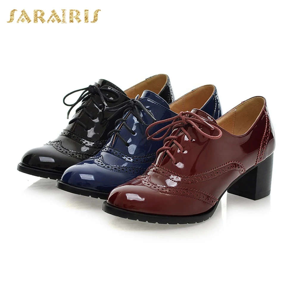 SARAIRIS/Большие размеры 34-43; женские туфли из лакированной искусственной кожи на платформе со шнуровкой и массивным каблуком в британском стиле; женские туфли-лодочки для школьниц