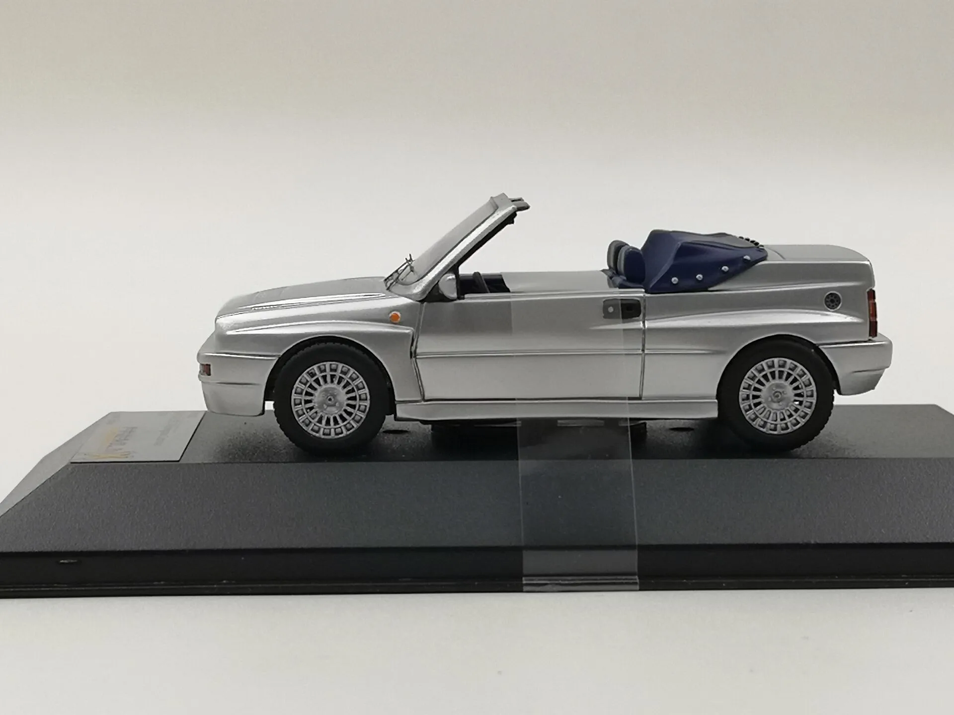 Премиум/X 1:43 LANCIA DELTA 1992 бутик резиновая коллекционная машинка игрушки для детей модель детской игрушки Подарочная оригинальная коробка