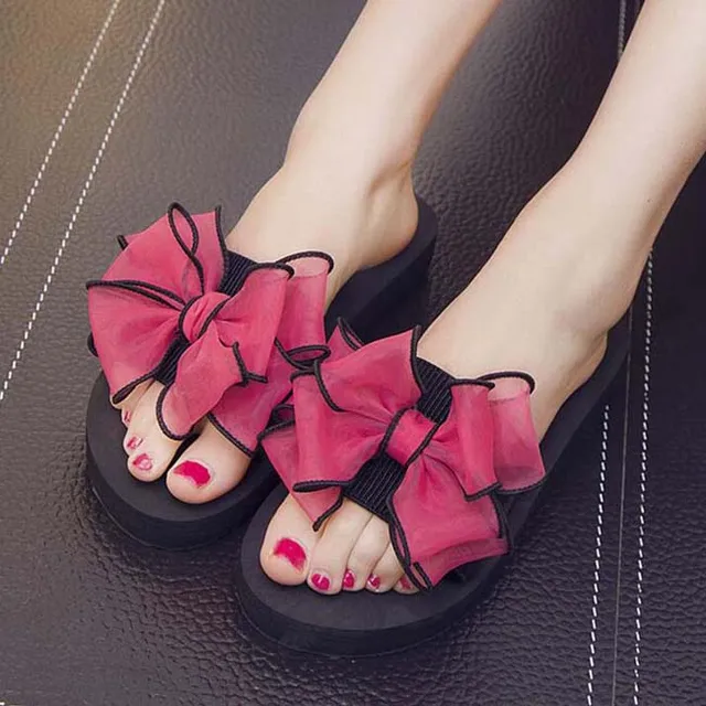 2017 Elegant Female Cheap Flip Flops Beach Fashion 4 Colors Slippers Female Slippers Beautiful 