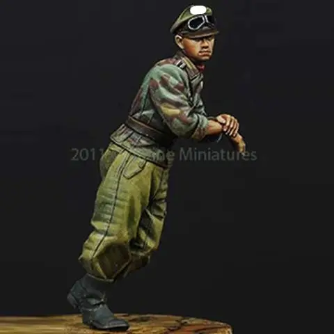 

1/35 AFV Crew Leaning, with 2 different heads, Resin kit soldiers GK, Military theme Scene combination, Uncoated No colour