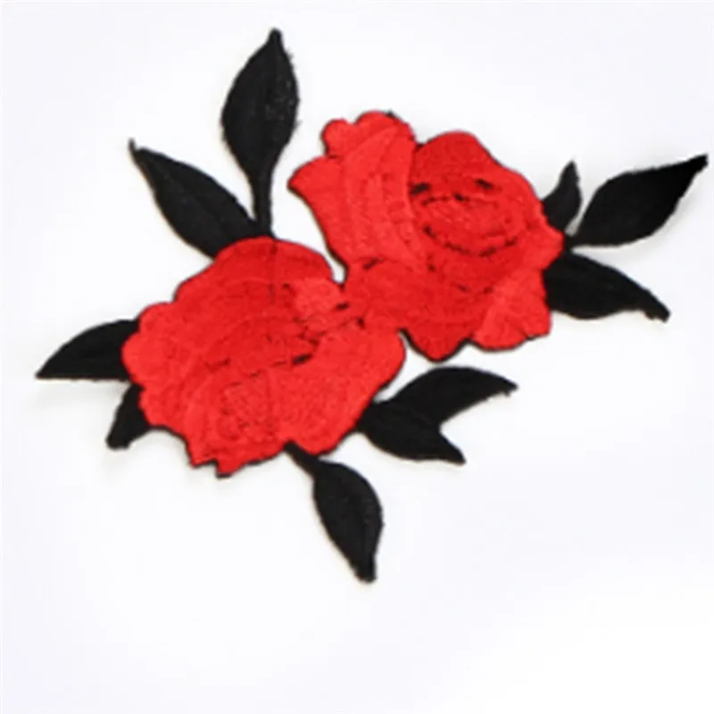 

1Pcs Cute Colorful Rose Applique Flowers Patch Embroidered Sew Iron on Clothes Bags Handmade DIY Craft Ornament Fabric Sticker