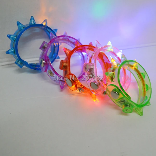 

Free shipping glow bangle Light-Up Spike Bracelets Wristbands LED Flashing Glow Blinking Spikey Rave