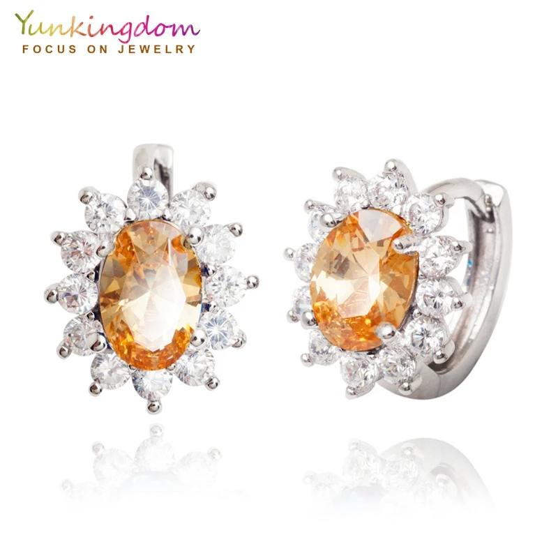 

Yunkingdom Brand Crystals Cubic Zirconia Fashion Hoop Earrings for Women Jewelry Wholesale H0243