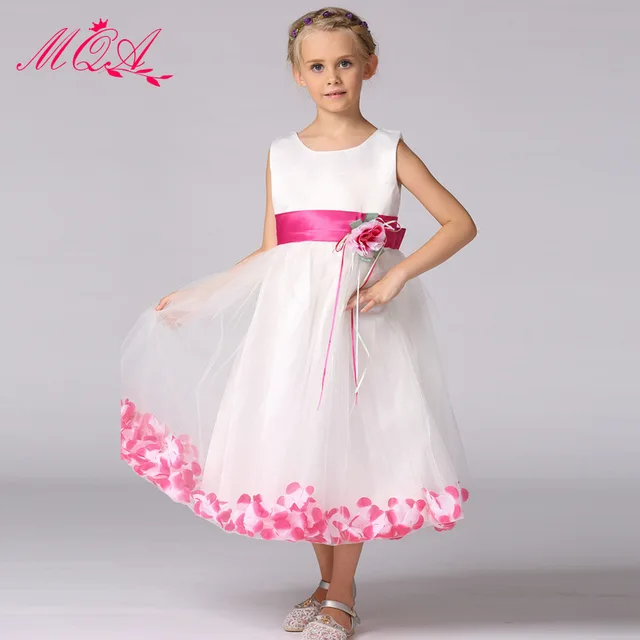 Pagination May 17, · Re: Bridesmaid dresses for 12/13 year olds!! I bought my bridesmaids dresses from a shop that sell Dessy bridemaids dresses. Dessy itself do a range that have bridemaids dresses and junior bridemaid dresses.