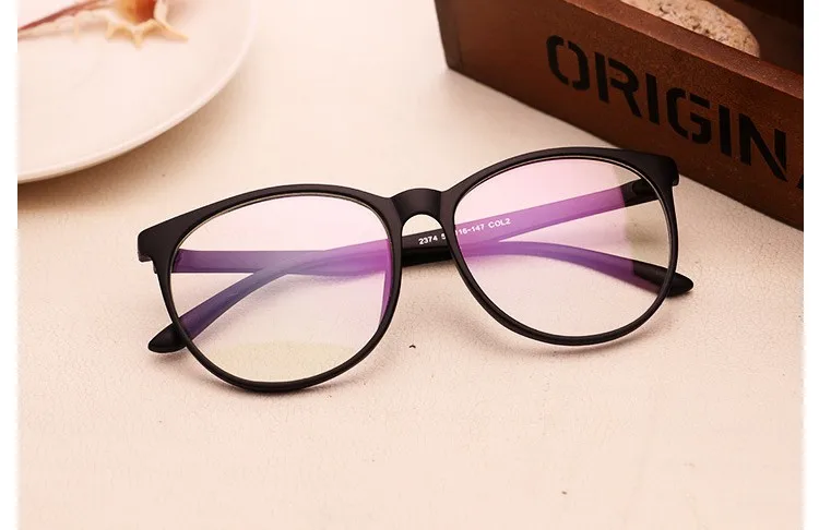 3677207974_1402742327