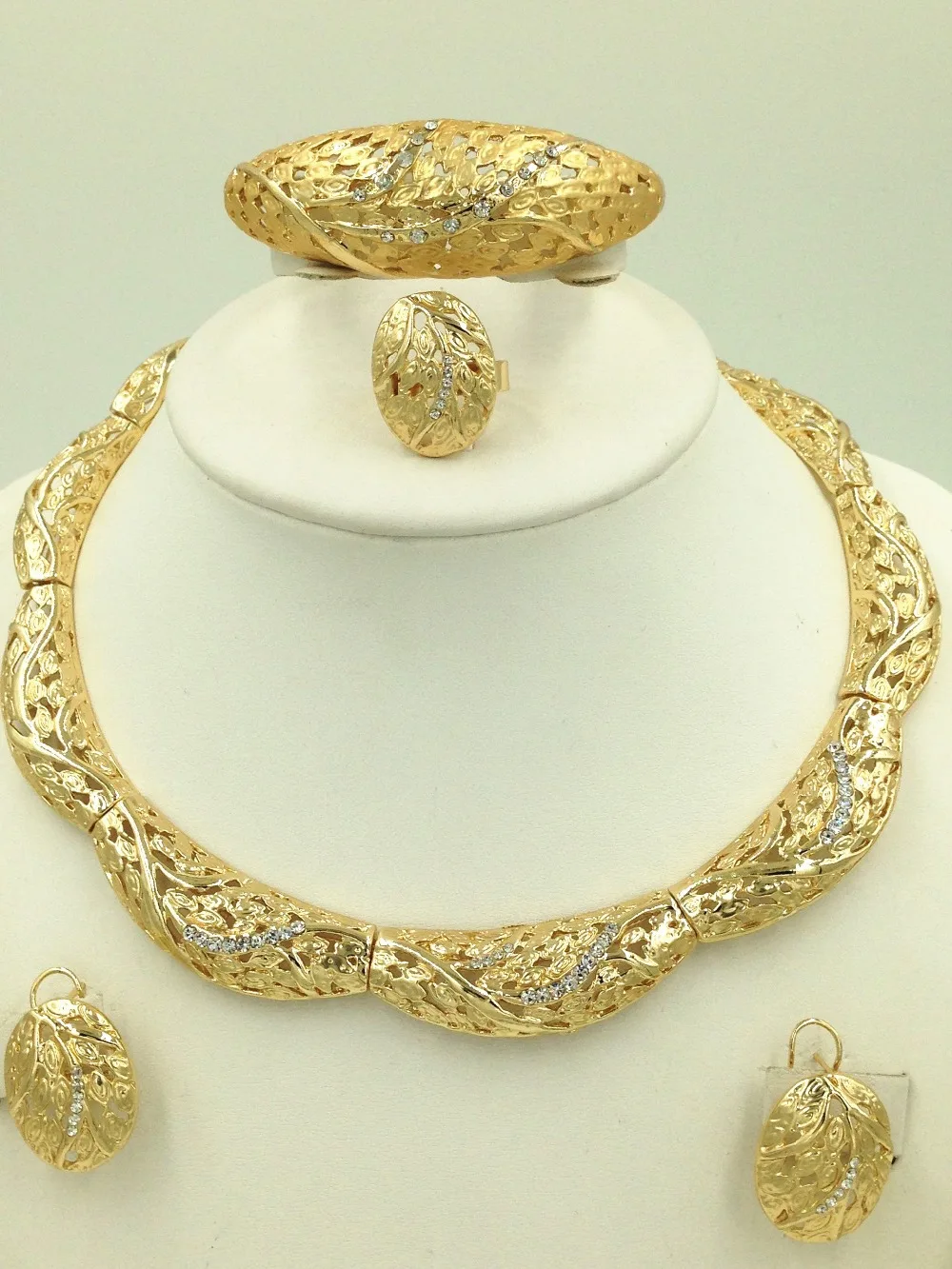 2015 Dubai Design Fashion Necklace Set Dubai 18K Gold Plated Jewelry Sets Luxury Wedding Bridal
