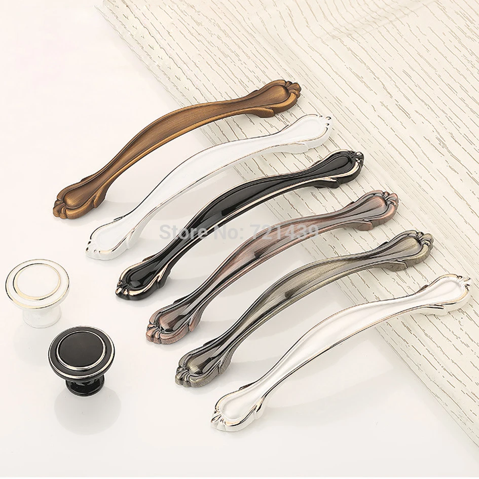 

1pc American Style Drawer Pulls Carved European Kitchen Cabinet Handles and Knobs Retro Table Furniture Handles