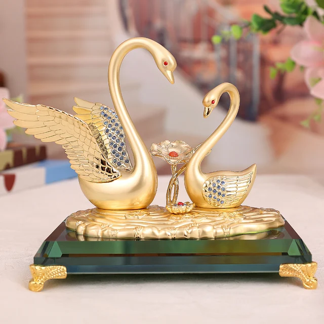 Wedding Crystal Swan Gift To Send Friends Wedding Crystal Swan Gift To Send Friends Creative And Practical Gifts Upscale