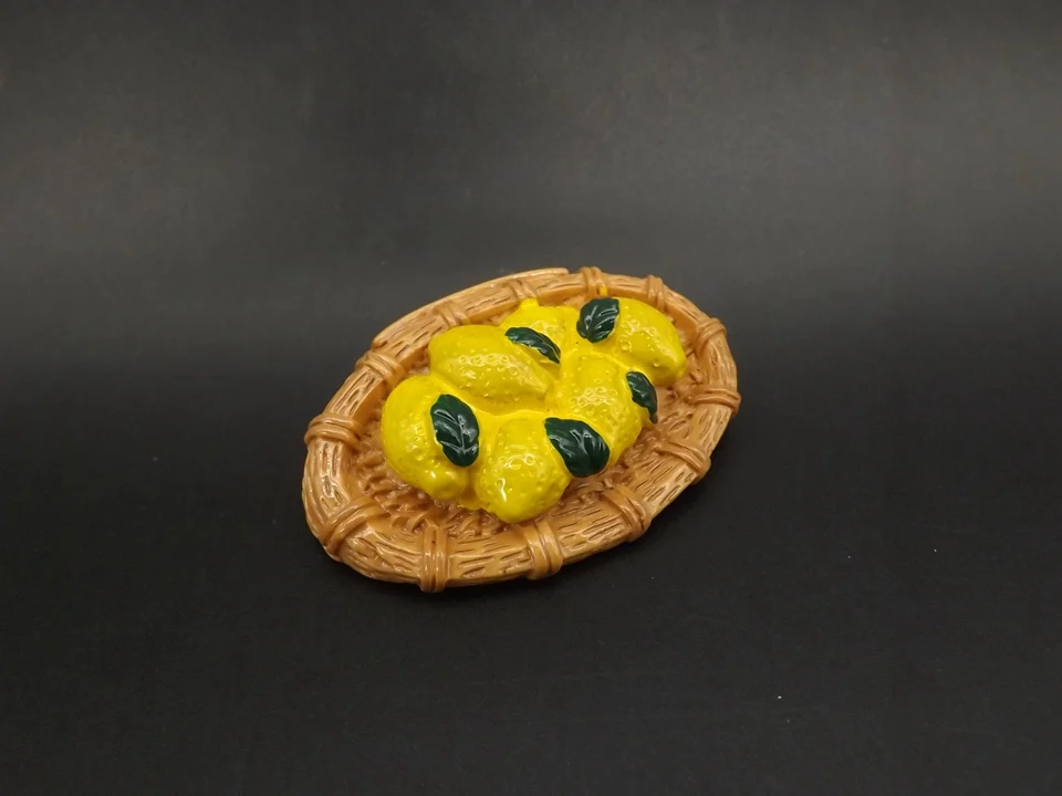 Tiny-Food019-Lemon (6)