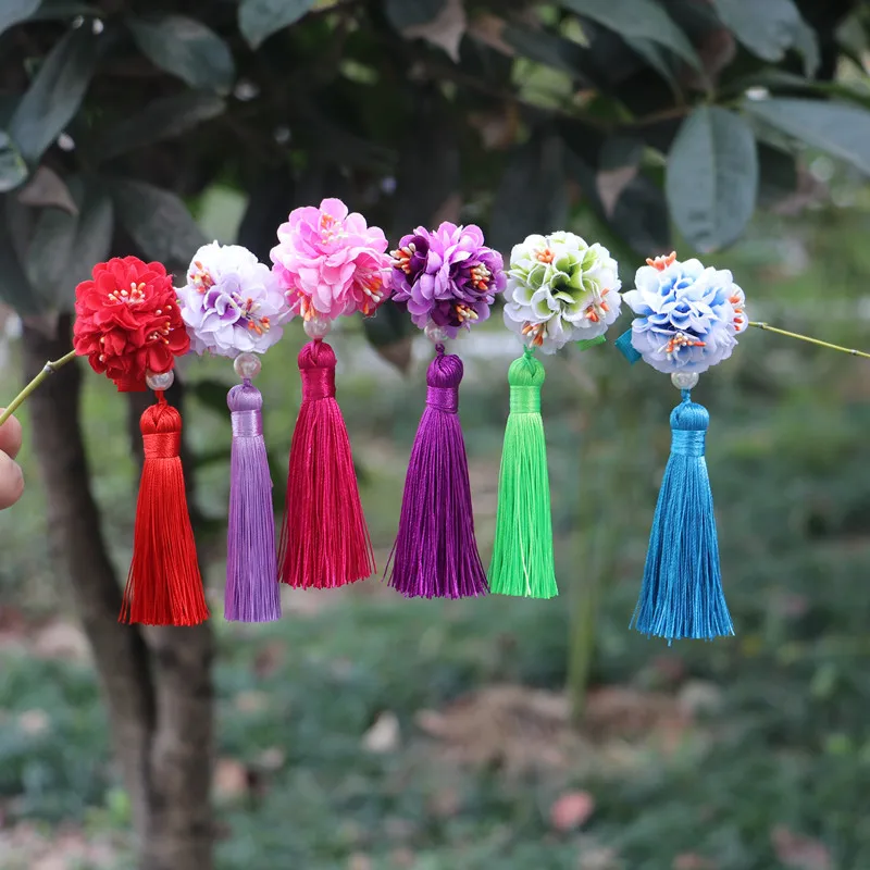 

2pcs/lot 2018 New Year Design Kids Girls Flower Tassels Hair Clips Chinese Tranditional Hairpins Children Girl Hair Accessories