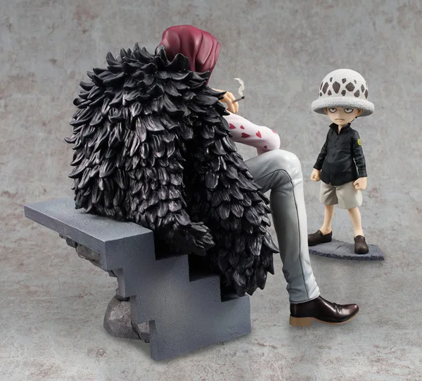 

High Quality One Piece Model Collection POP Corazon and Childhood Trafalgar Law Action Figure Sitting Corazon Scene Figure