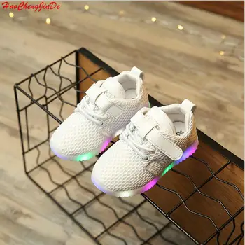 

Glowing Sneakers New Fashion Child Spring Casual Shoes Flash LED Light Up Sneakers Cocount Luminous Toddlers Boys Girls Sport