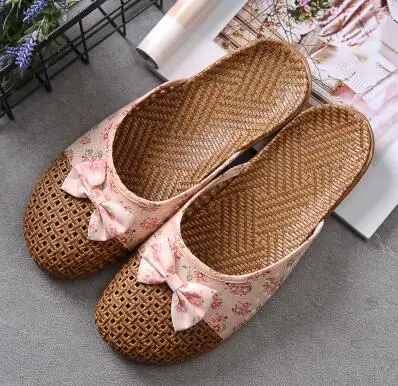 

201818 Woman slippers NIX