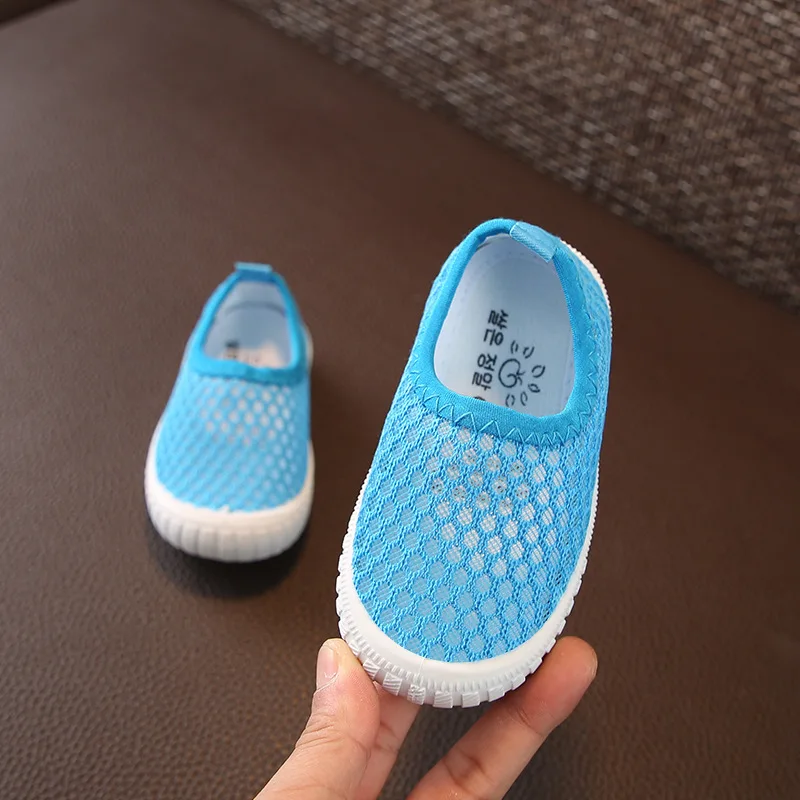 Летняя детская повседневная обувь, открытая обувь для маленьких девочек, обувь для мальчиков, Спортивная дышащая комфортная Детская обувь из сетчатого материала