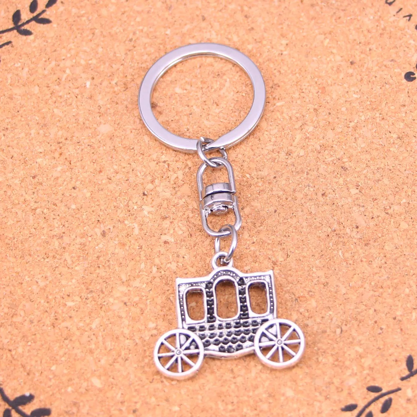 Hot sale New key chain key ring silver plated medieval car keychain for