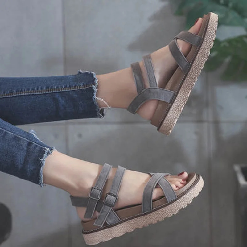 

Black sandals female summer flat 2019 new Korean fashion simple student wild casual women's sandals tide