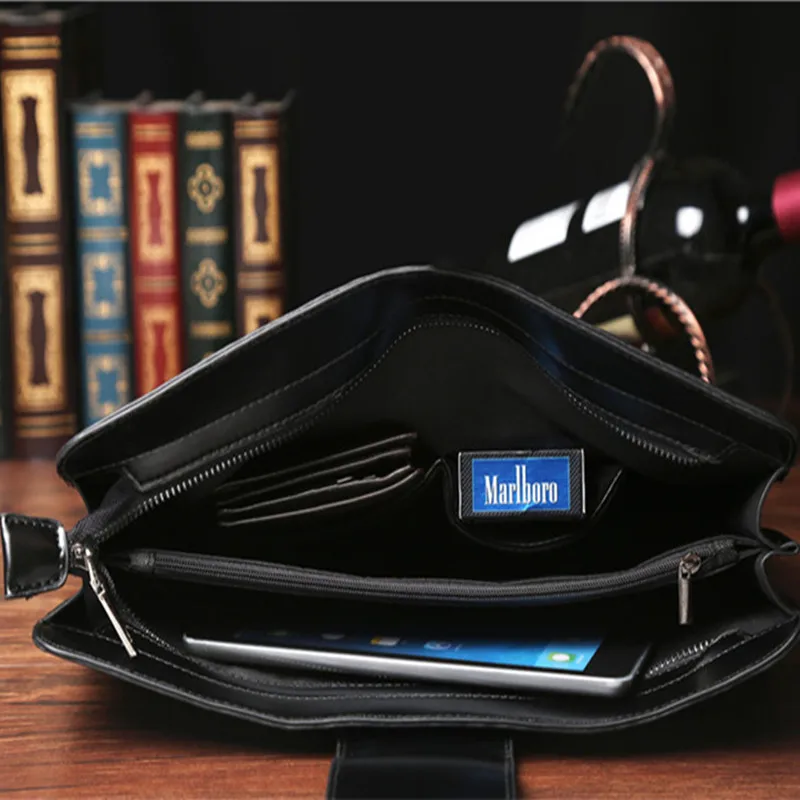 Рисунок 5 - Модные сумки-клатчи с узором под кожу крокодила