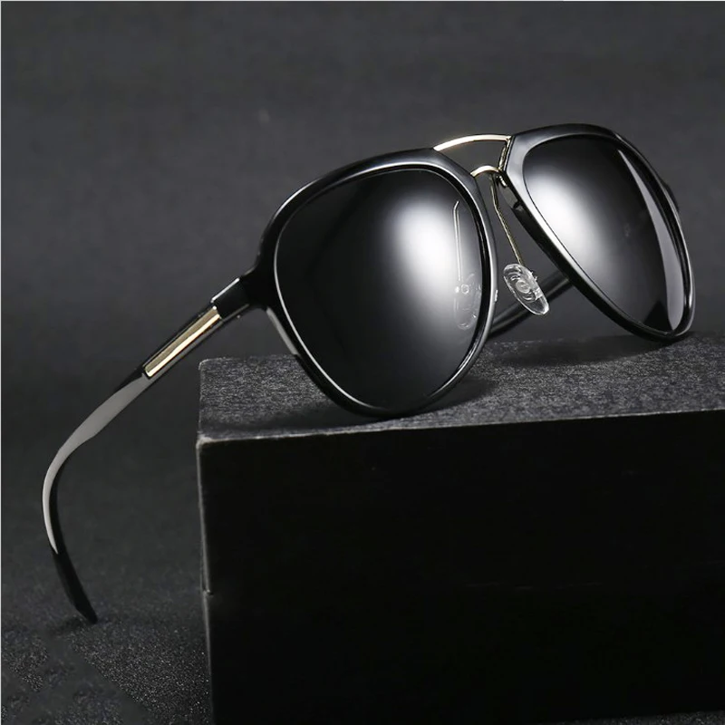 

FEISHINI High Quality TR90 EYEGlasses Men Black Vintage 17g Plastic Titanium Sviation Sunglasses Man Polarized Brand Designer