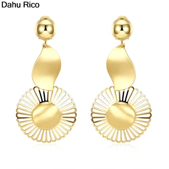 

surface treatment shiny hanging boucle d oreille pendenti kolczyki women mujer yellow metal arabe ofer Dahu Rico dangle earrings