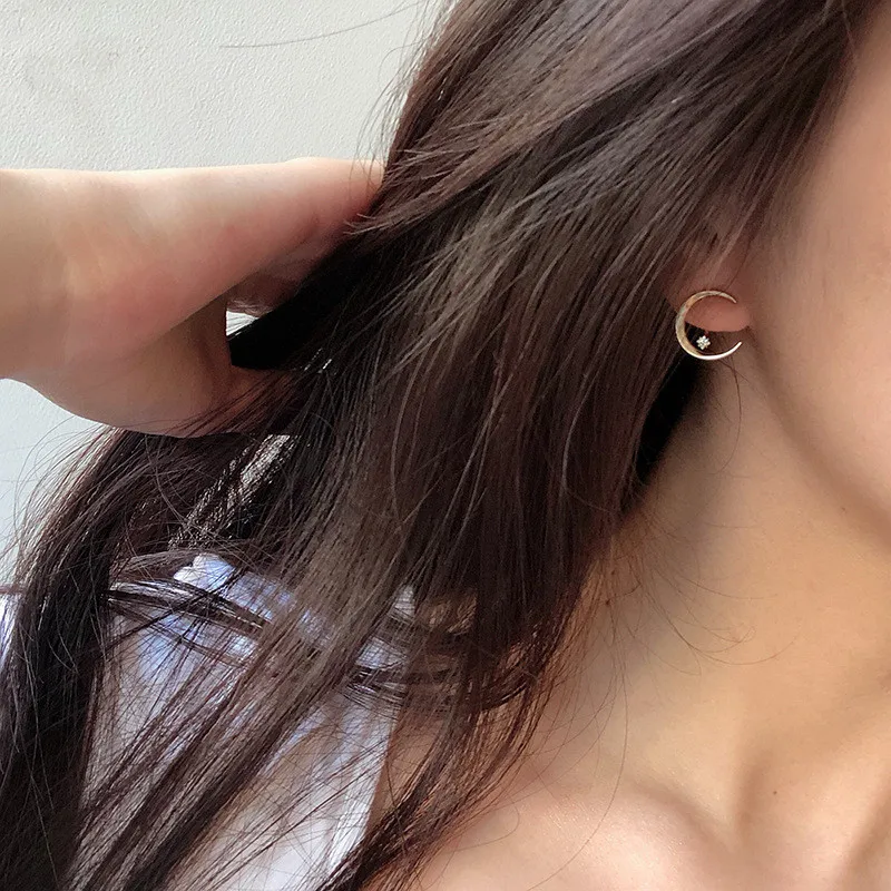 

925 Sterling Silver Two-wearing Moon Inlay Drill Personality All-match Ear Studs Rear-mounted Z9394