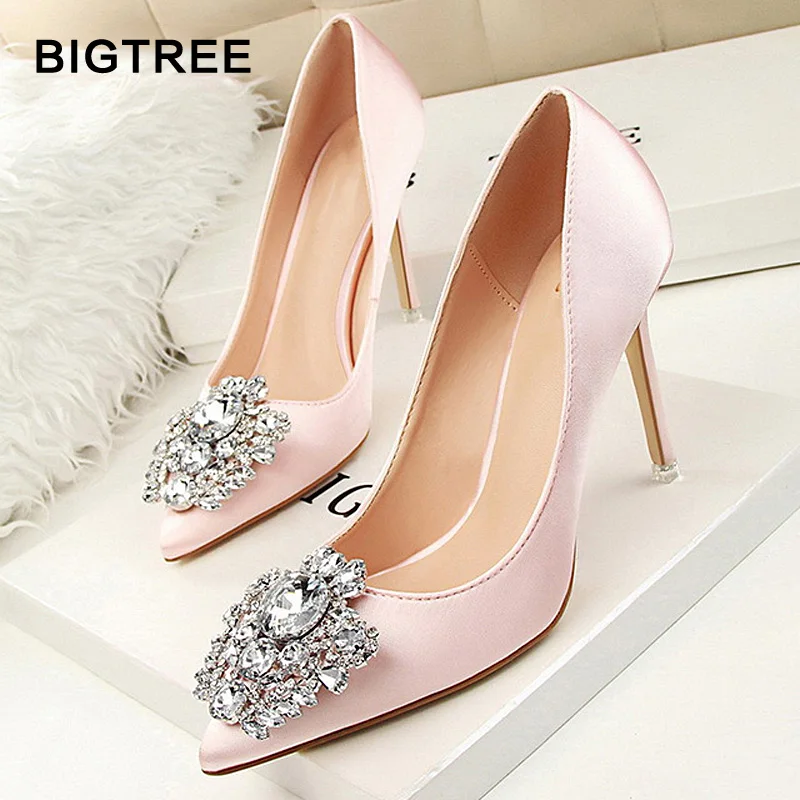 BIGTREE ستار نمط مثير تو اشار المرأة مضخات الكريستال الصلبة الحرير الضحلة عالية الكعب أحذية المرأة أحذية الزفاف BIGTREE ستار نمط مثير تو اشار المرأة مضخات الكريستال الصلبة الحرير الضحلة عالية الكعب أحذية المرأة أحذية الزفاف