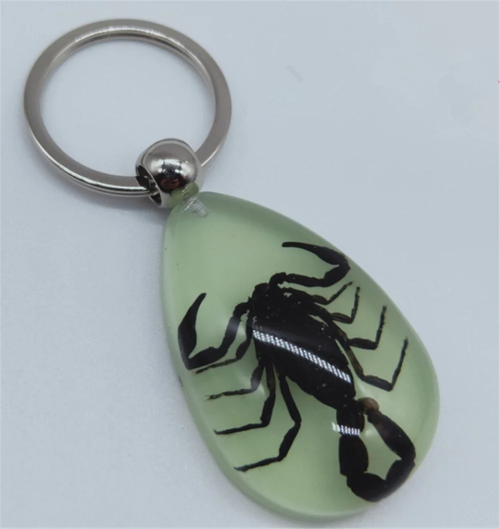 Car motorcycle light insect keychain scorpion key ring for Honda Jade FCV Crider NSX-GT N-One GEAR FCEV - Название цвета: Черный