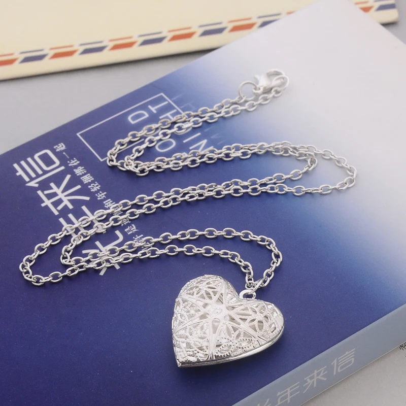 Vintage Love Heart Pendant DIY Secret Message Locket Necklace Openable Hollow