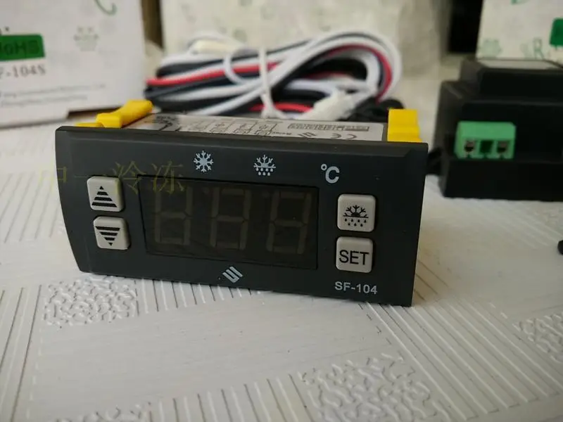 

SF-104s Temperature Controller