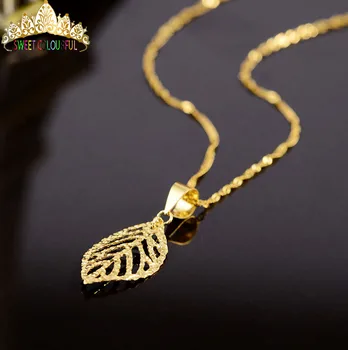 

Leaf 18k gold necklace AU750 beautiful gift