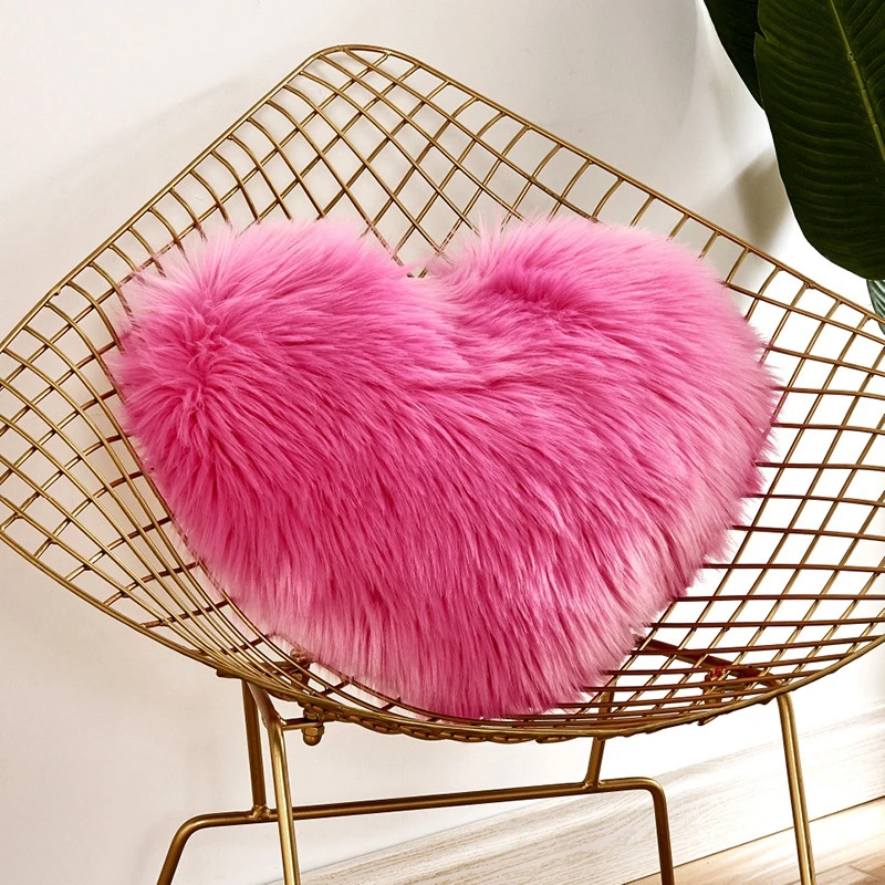 Fluffy Soft Plush Throw Pillow Covers Sofa Car Decor Shaggy Cushion Cover Heart Shaped Faux Wool Fur Decorative Pillows Case