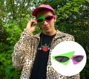 

Novelty Green Pink Contrast Color Glasses Roy Purdy Style Hip-Hop Asymmetric Triangular Sunglasses Party Supplies Decoration