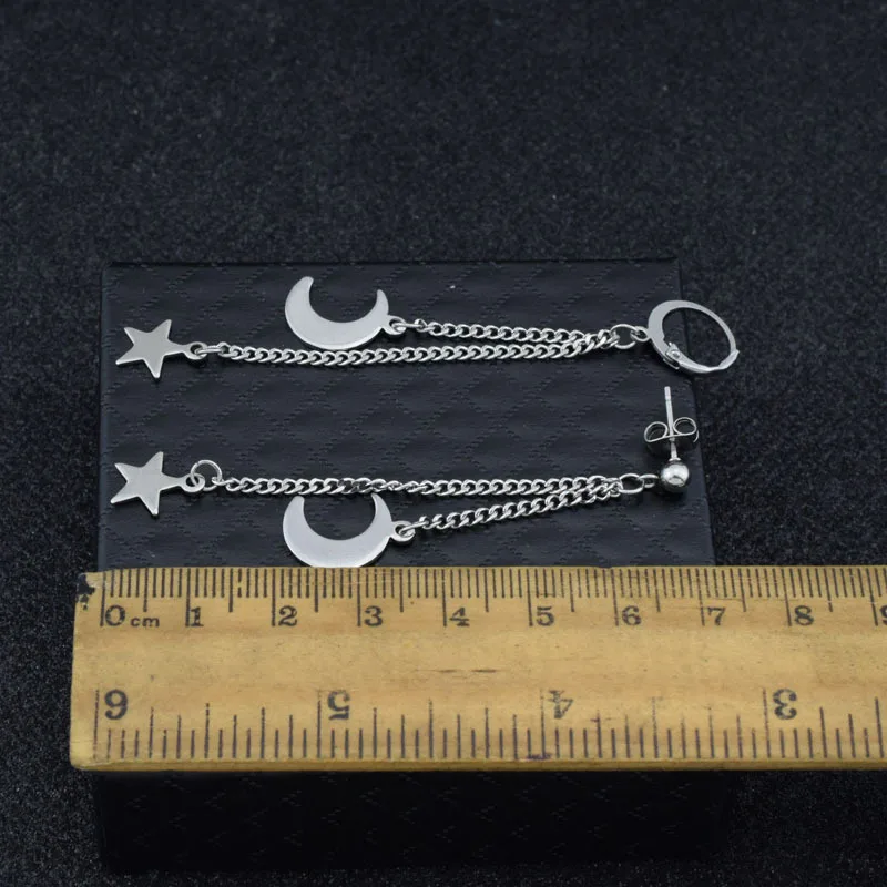 

Korean Fashion GOT7 Same Stainless Steel Jewelry Earrings Hip-hop Long Double-chain Star-moon Earring Ear Clips for Men Women