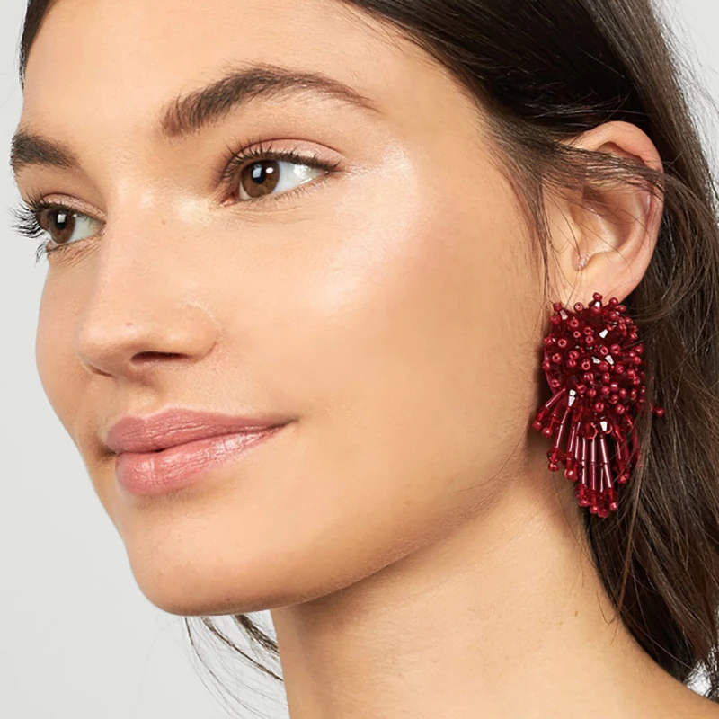 

FASHIONSNOOPS New Design Bijoux Elegant Tassel Statement Earrings For Women Charm Dangle Resin Beads Fringed Earrings Wholesale