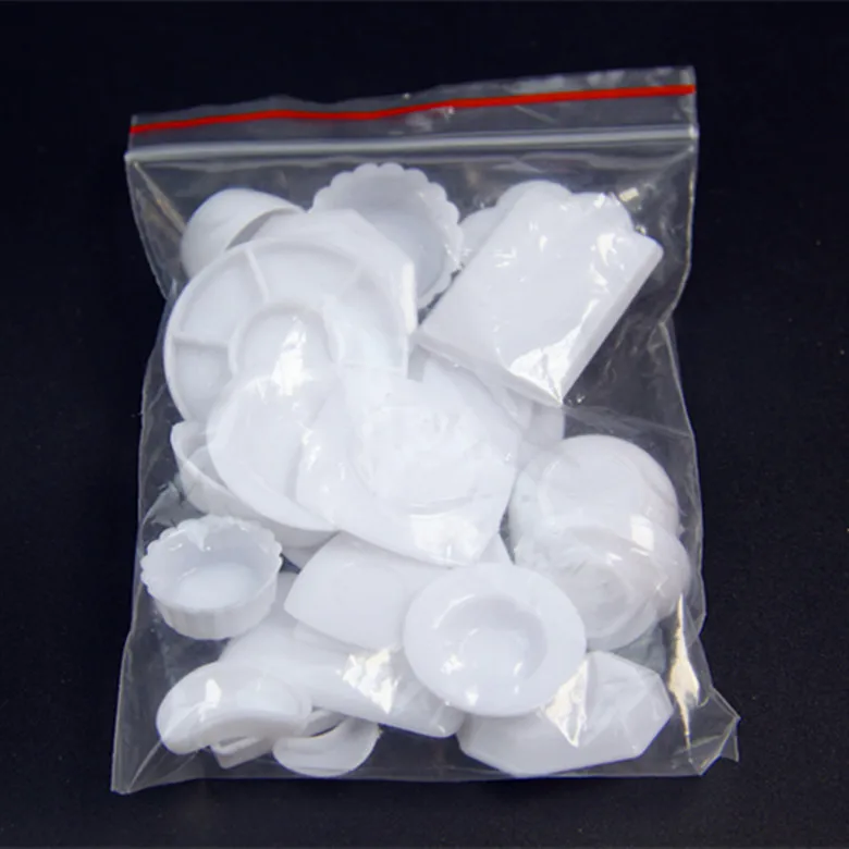 33pcs Doll Trays Plates Mini Food White Dishes Tableware Dollhouse Miniature Dolls Accessories Kitchen Toys