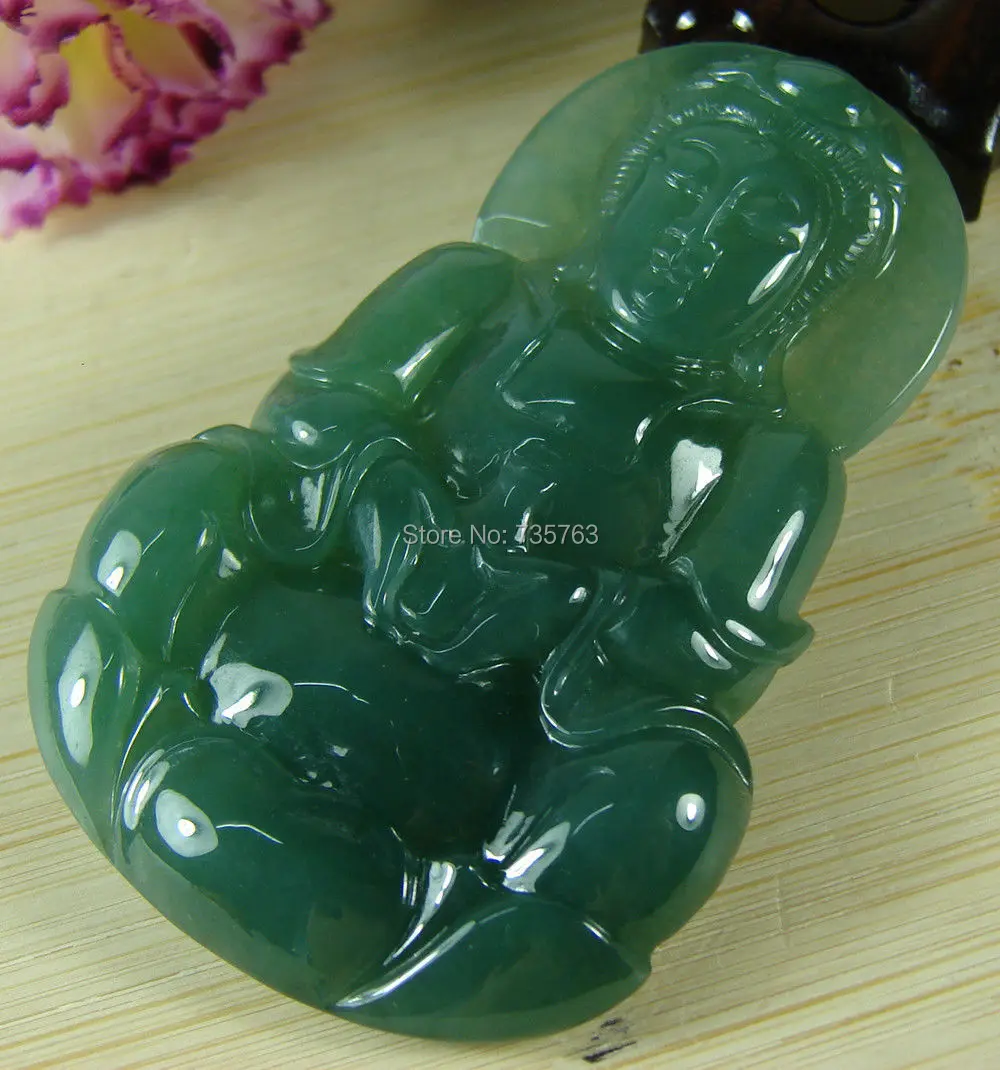 

0014837 Certified Oil Green Chinese Kwanyin Natural Grade A Jadeite Pendant