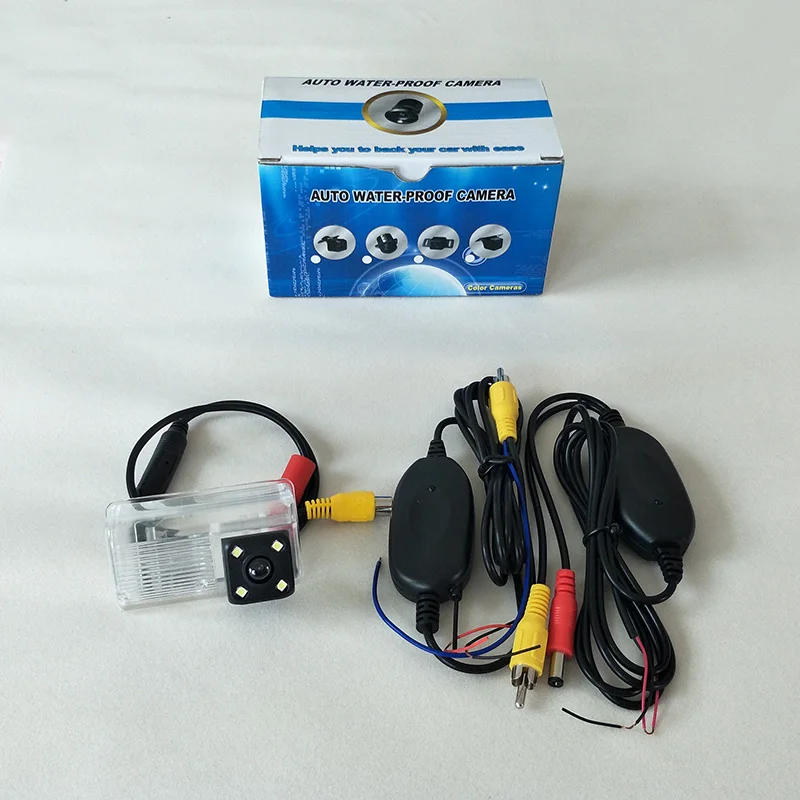 

Rear View Camera For Toyota Auris MK1 E150 2006~2012 / RCA AUX Wireless CCD Night Vision HD Wide Lens Angle Parking Camera