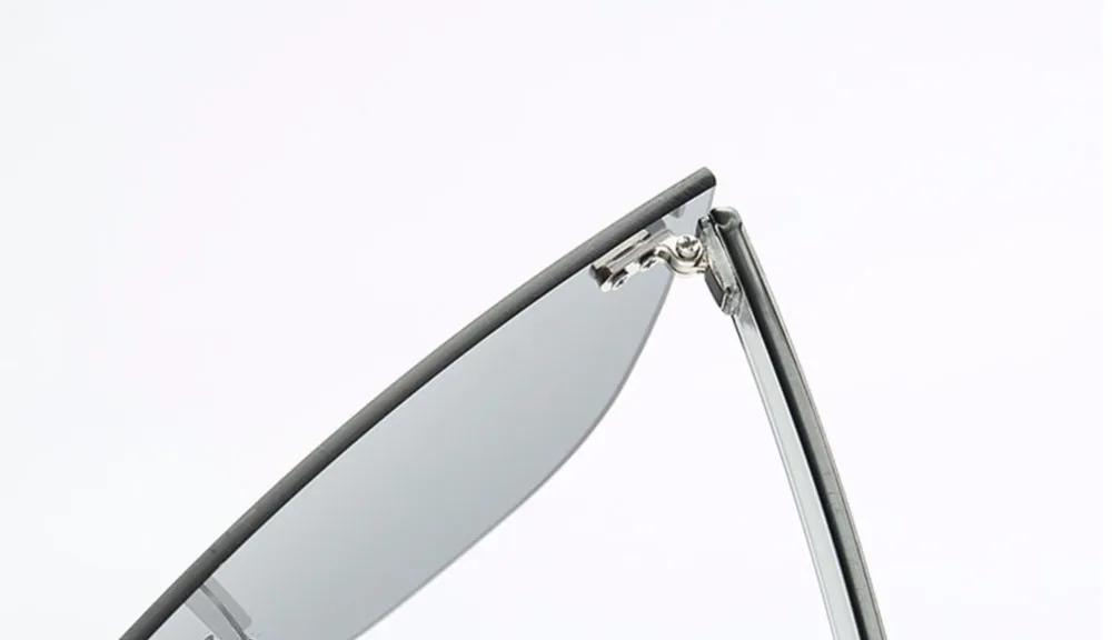 245097_no-logo_245097-4-03