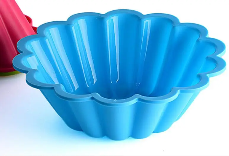 

1PC 24cm Fondant Silicone Cake Molds Chrysanthemum Baking Bakeware Cookie Mould Pastry Cake Decorating Tool Random Color LB 604