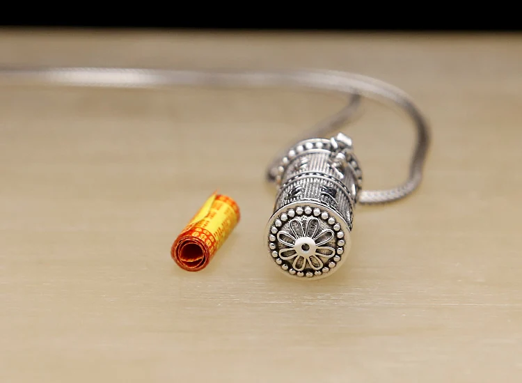 silver-gau-box-pendant0012e
