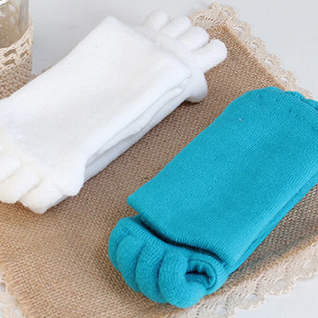 

Eastic Foot Alignment Pain Relief Socks For Pedicure Device Hallux Valgus Correction Five Toe Socks Fingers Toe Separators