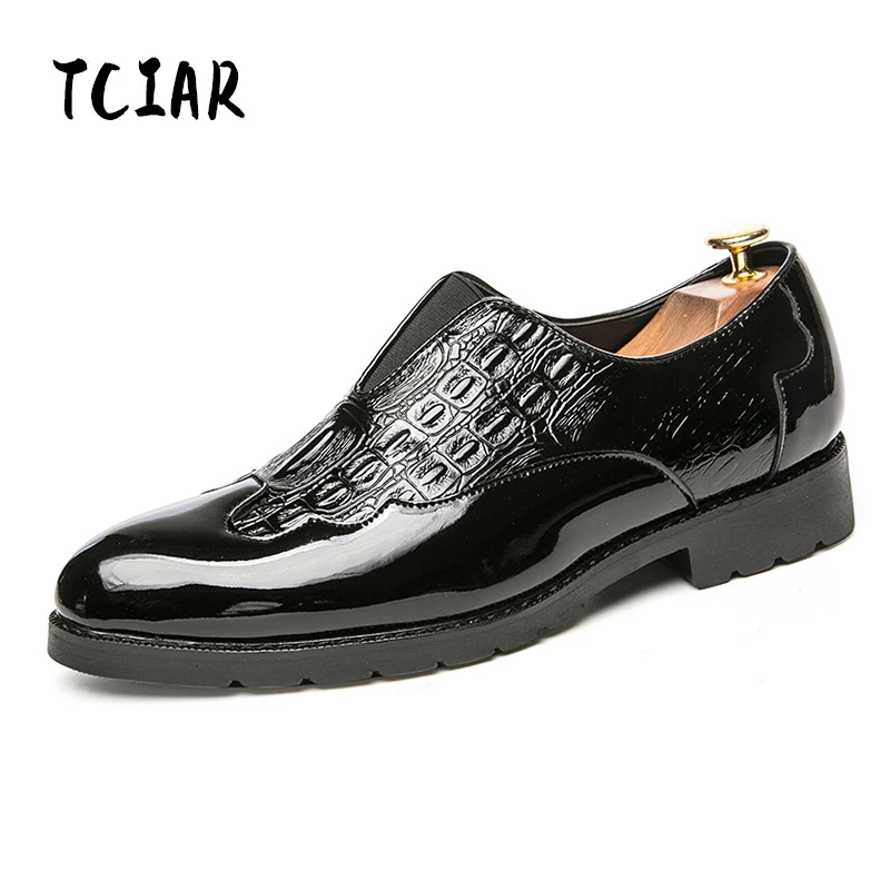 Mens Casual Leather Shoes Black Artificial PU Leather Pointed Toe Slip