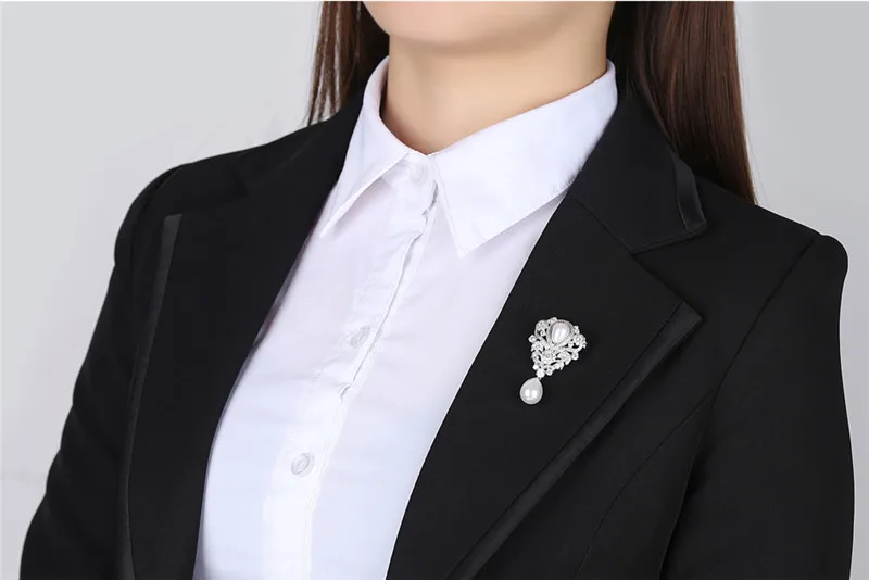 brooched pins (10)
