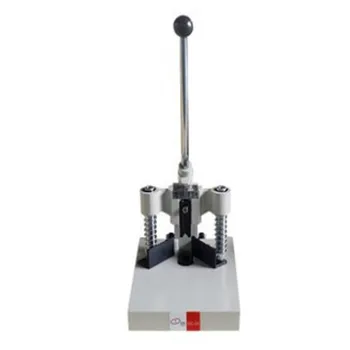 

Manual Corner Rounder Cutter Machine Heavy Duty for Photo Books , PVC Cards with R4 R6 R8 R10 4pc Dies
