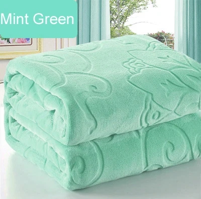 Warm Soft Thick Flannel Blanket Embossed Flowers Coral Fleece Blanket Throw on Bed/travel/air Sofa As Bed Sheets 200x230cm Size - Цвет: mint green