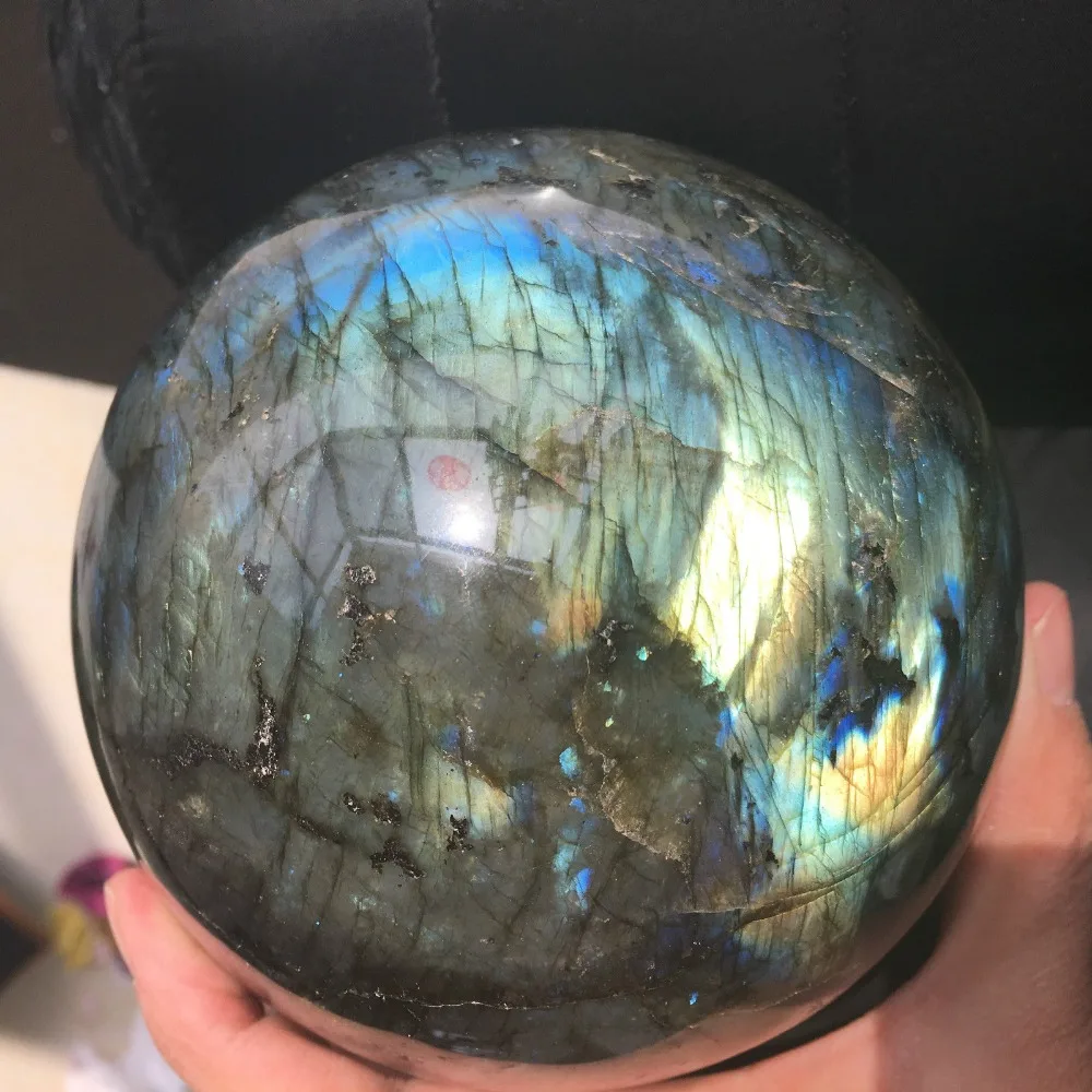 

446grams of natural. Pink crystal ball.Seven star array in healing