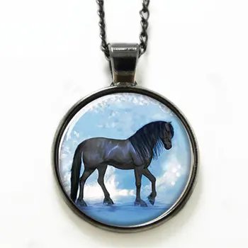 

10pcs/lot Mustang necklace the horse walking the dream Art necklace glass Photo horse necklace