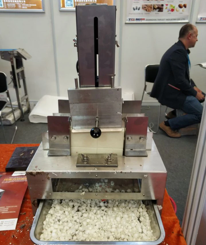 Commercial fully automatic stainless steel chocolate cutting machine Electric chocolate Slicing tool shaving machine