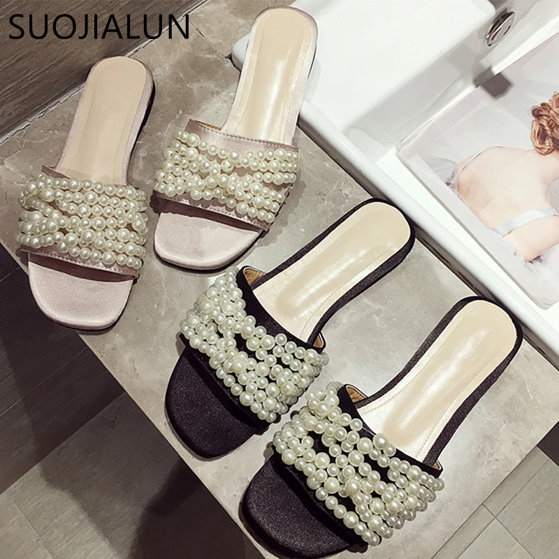 

SUOJIALUN Women Casual Summer Flat Slippers Flip Flops Female Fashion Brand Beading Women Beach Flat Sandals Slip On Slide